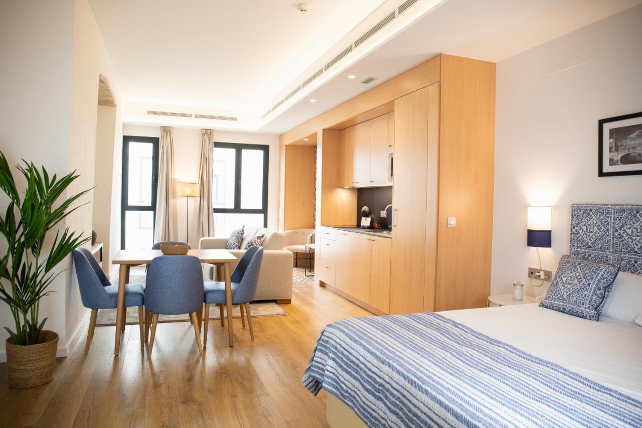 Nqn Aparts & Suites Sevilla Luaran gambar