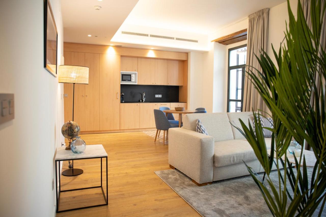 Nqn Aparts & Suites Sevilla Luaran gambar