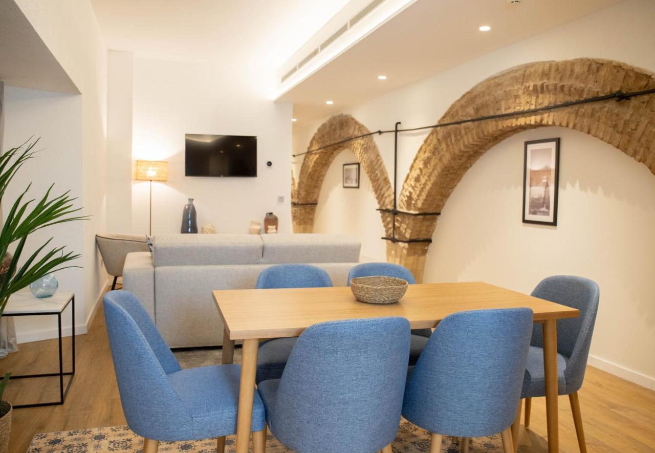 Nqn Aparts & Suites Sevilla Luaran gambar