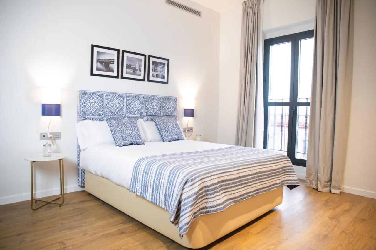 Nqn Aparts & Suites Sevilla Luaran gambar