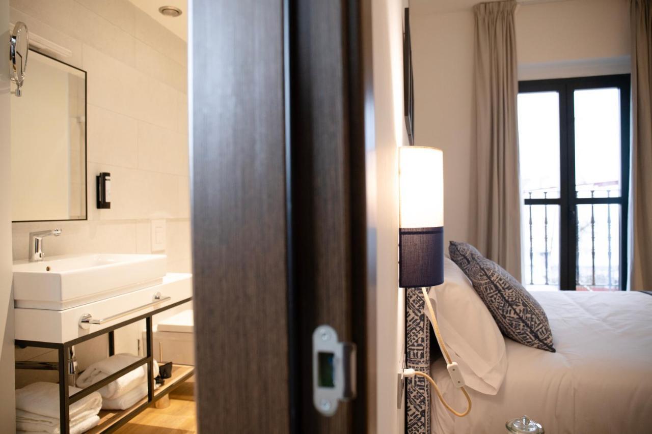 Nqn Aparts & Suites Sevilla Luaran gambar