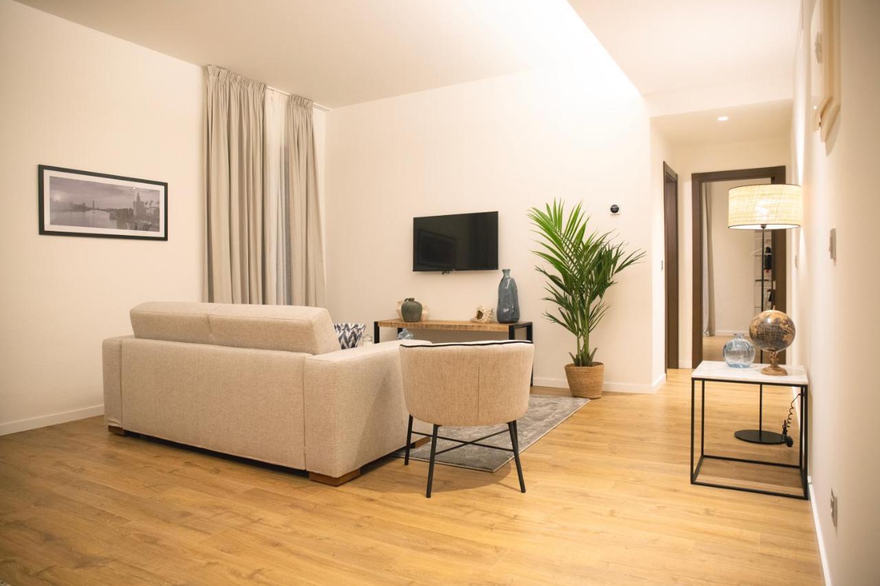 Nqn Aparts & Suites Sevilla Luaran gambar