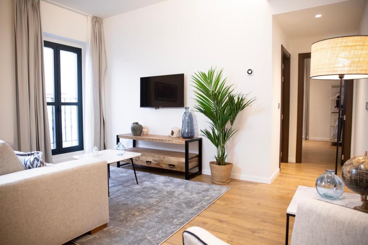 Nqn Aparts & Suites Sevilla Luaran gambar