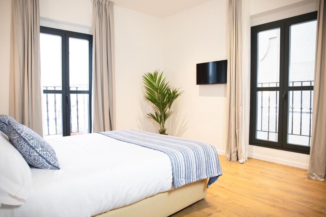 Nqn Aparts & Suites Sevilla Luaran gambar