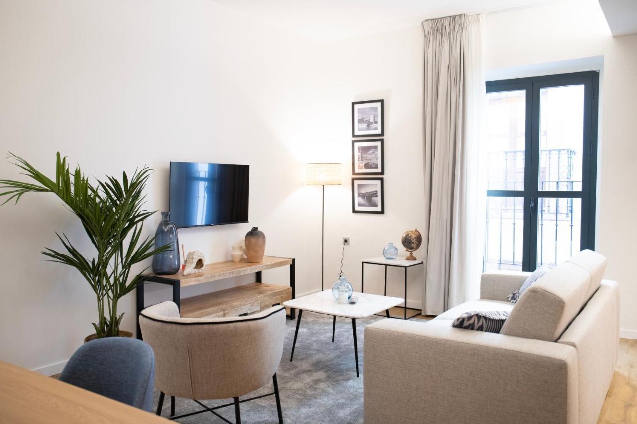 Nqn Aparts & Suites Sevilla Luaran gambar