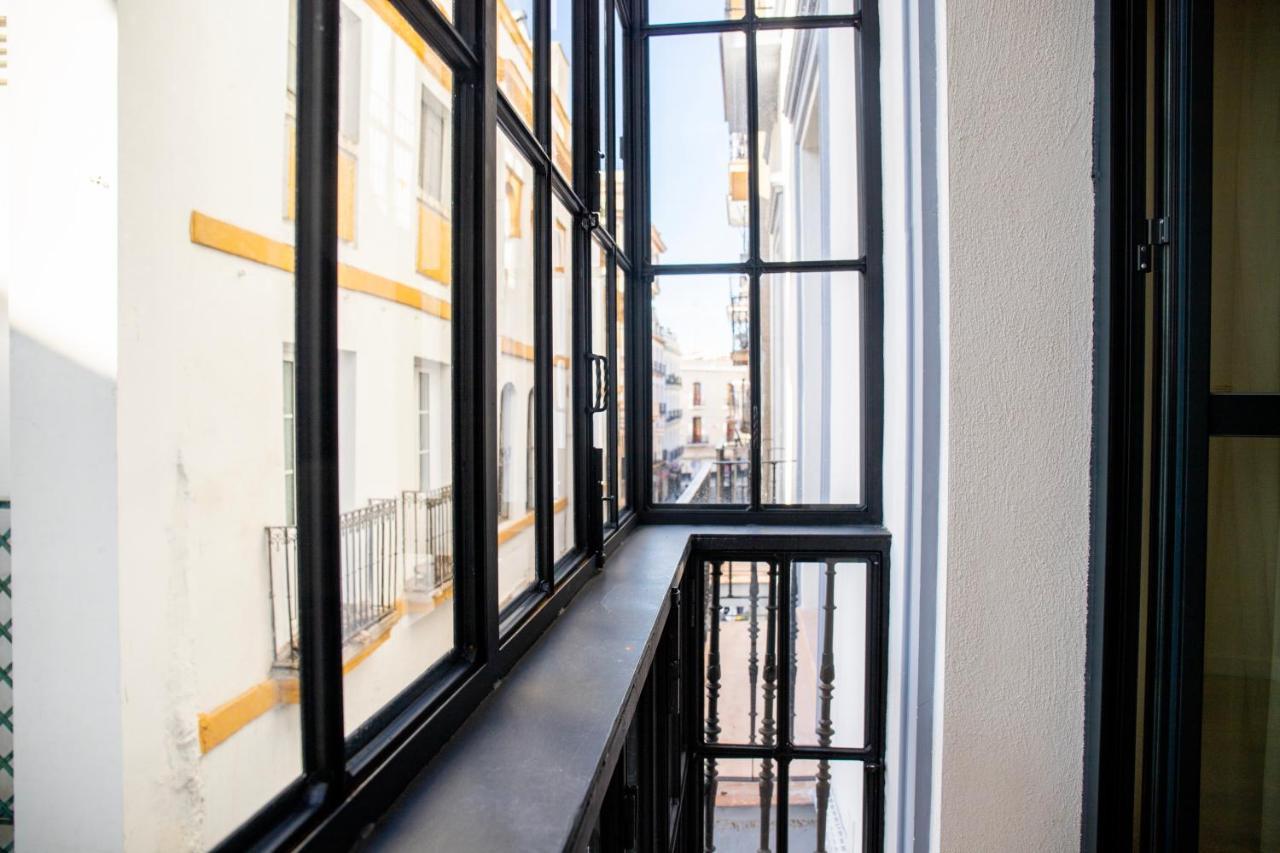 Nqn Aparts & Suites Sevilla Luaran gambar