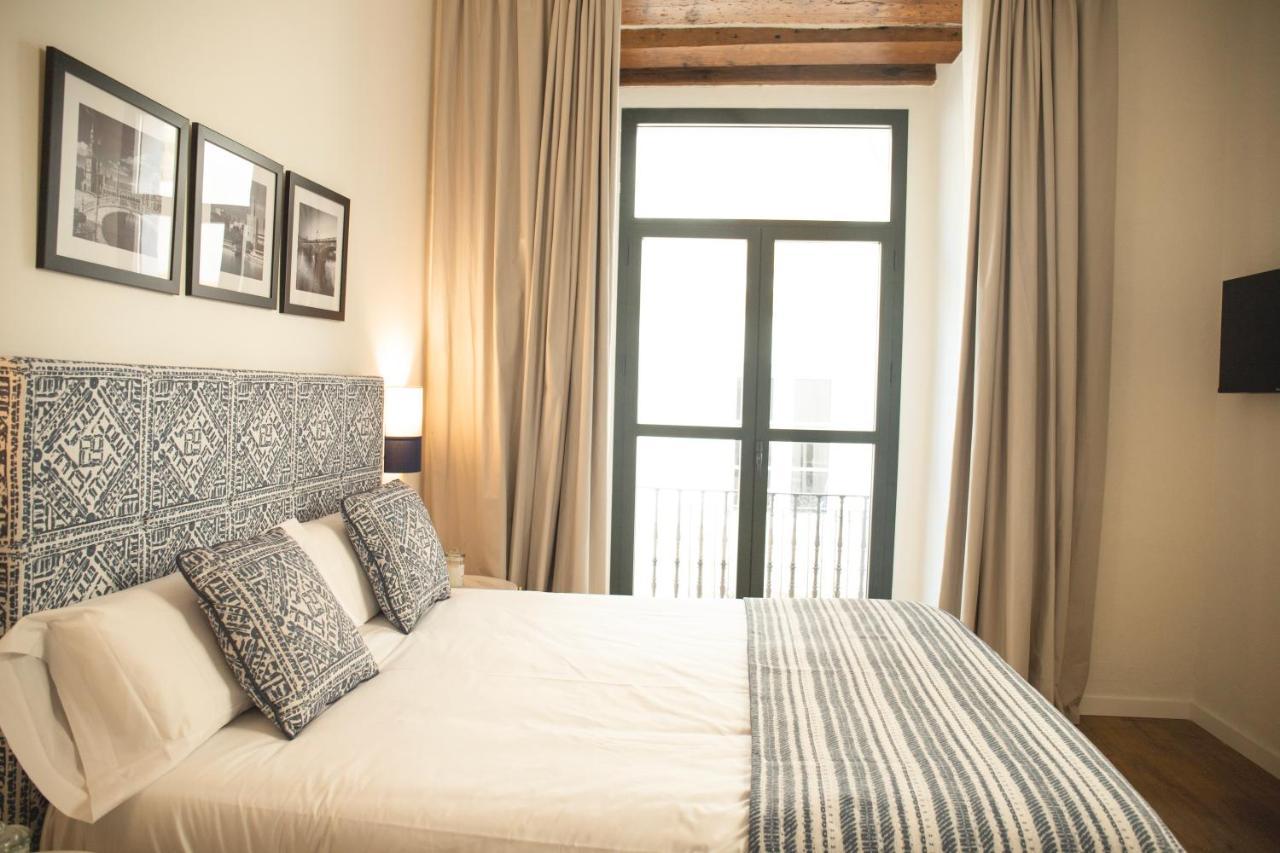 Nqn Aparts & Suites Sevilla Luaran gambar