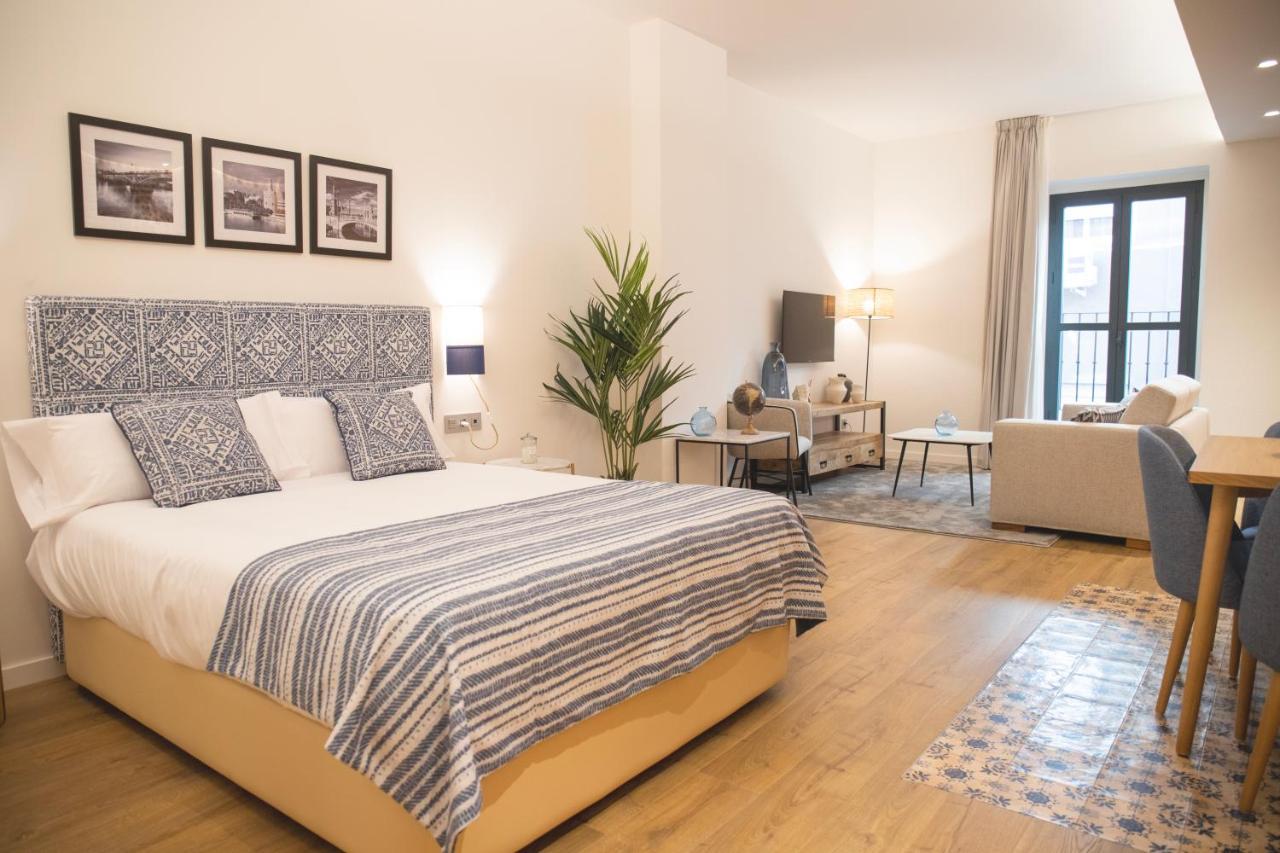 Nqn Aparts & Suites Sevilla Luaran gambar
