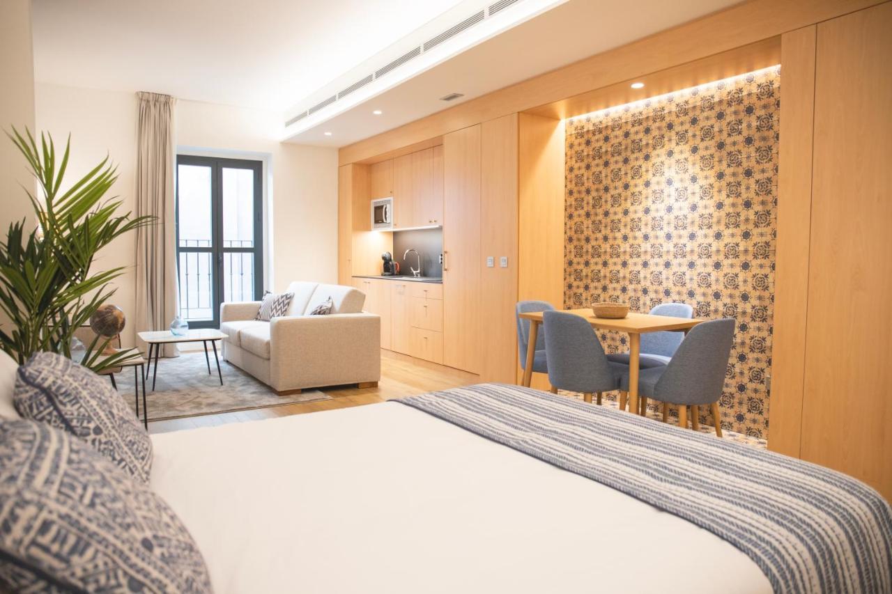 Nqn Aparts & Suites Sevilla Luaran gambar